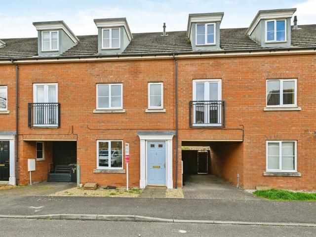 4 bedroom townhouse for sale