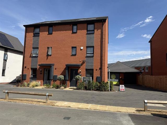 4 bedroom semi detached house for sale