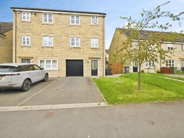4 bedroom townhouse for sale