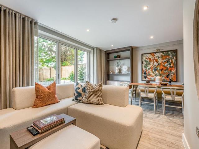 4 bedroom townhouse for sale