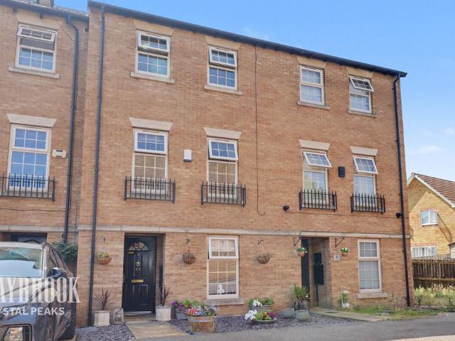 4 bedroom townhouse for sale