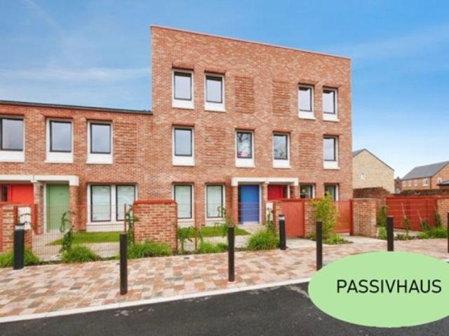 4 bedroom townhouse for sale