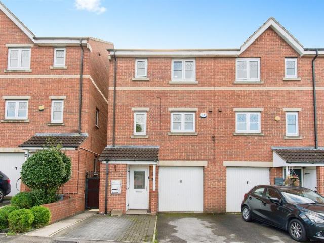4 bedroom townhouse for sale