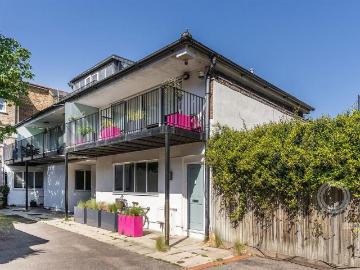 4 bedroom townhouse for sale