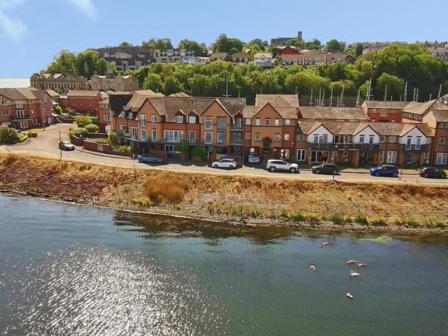 4 bedroom townhouse for sale