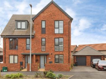 4 bedroom townhouse for sale