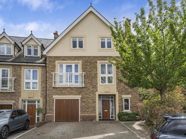4 bedroom townhouse for sale