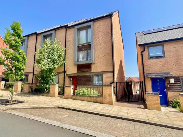 4 bedroom townhouse for sale