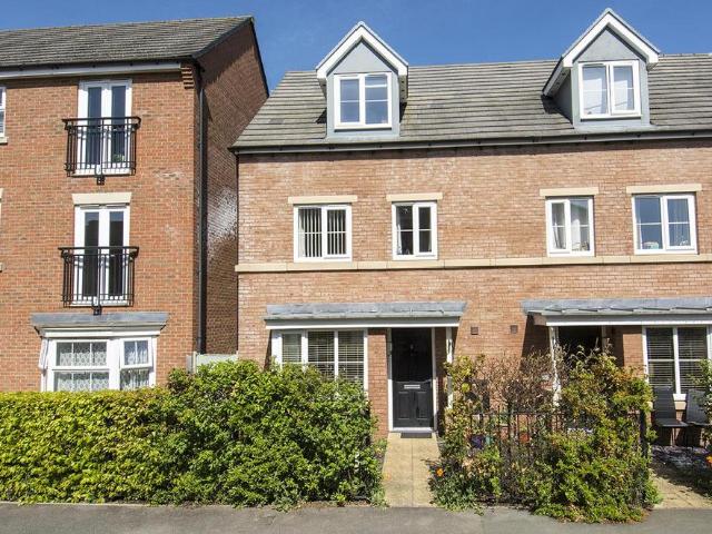 4 bedroom townhouse for sale