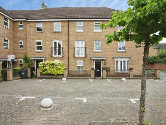 4 bedroom townhouse for sale