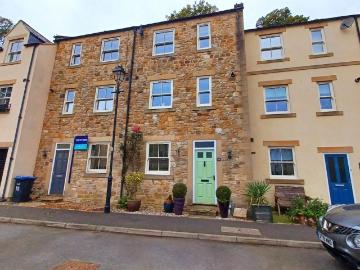 North East, North England - Equipped kitchen