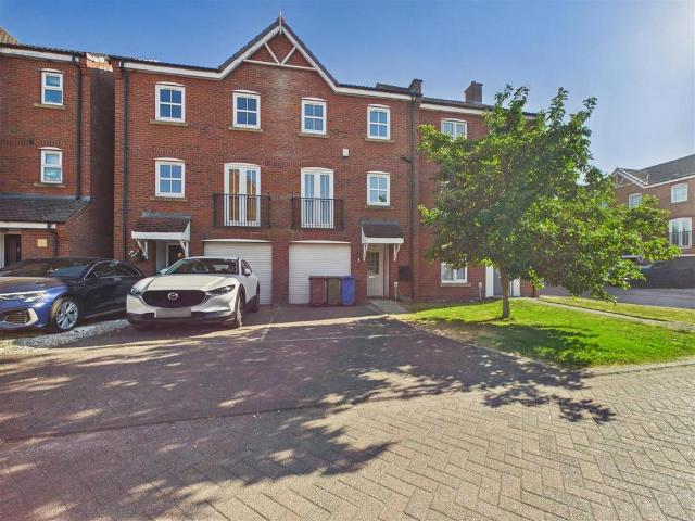 4 bedroom townhouse for sale