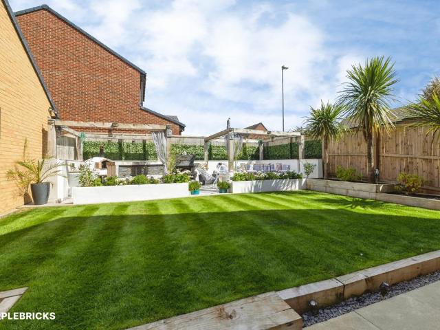 4 bedroom townhouse for sale