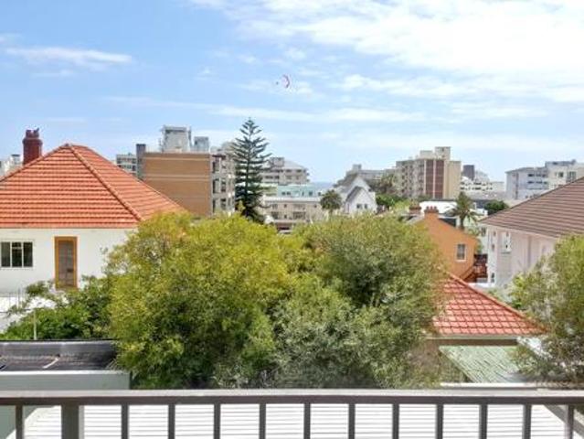 3 Bedroom Townhouse in Sea Point