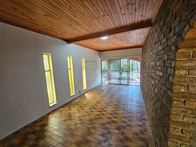 3 Bedroom House in White River Central