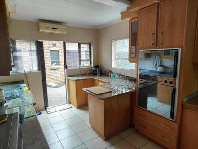 4 Bedroom Townhouse in Wilkoppies