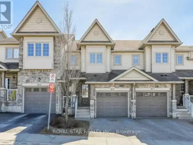 4 Bedroom Townhouse Kitchener ON 104471092