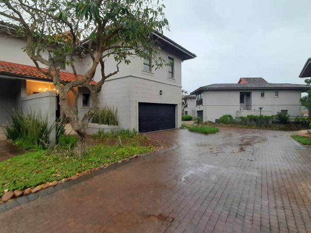 4 Bedroom Townhouse To Let in Zimbali Estate