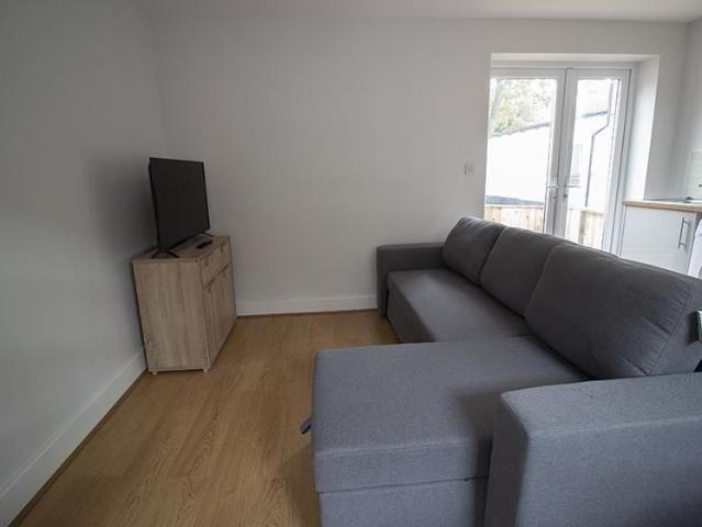 4 bedroom townhouse to rent