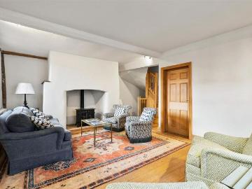 4 bedroom townhouse to rent