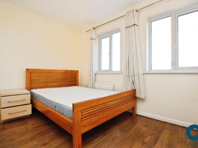 4 bedroom townhouse to rent