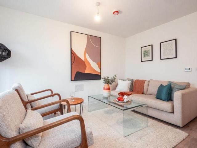 4 bedroom townhouse to rent