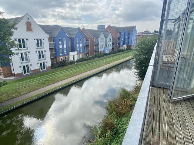 4 bedroom townhouse to rent
