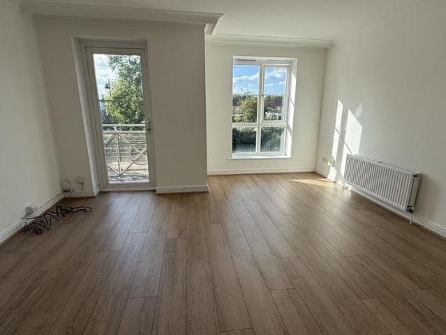 4 bedroom townhouse to rent