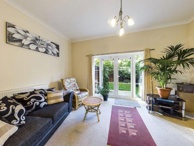 4 bedroom townhouse to rent