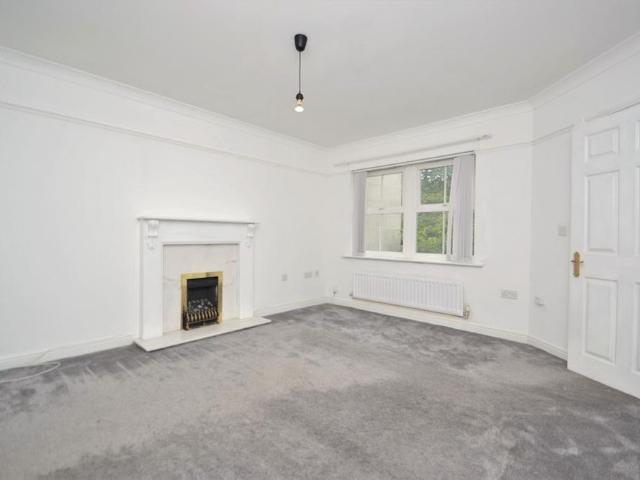 4 bedroom townhouse to rent