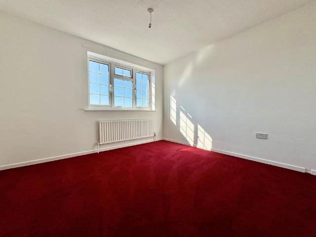 4 bedroom townhouse to rent
