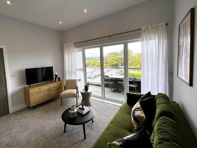 4 bedroom townhouse to rent