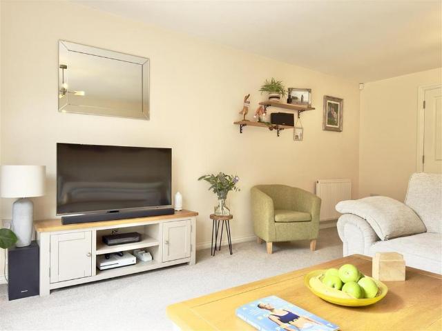 4 bedroom townhouse to rent