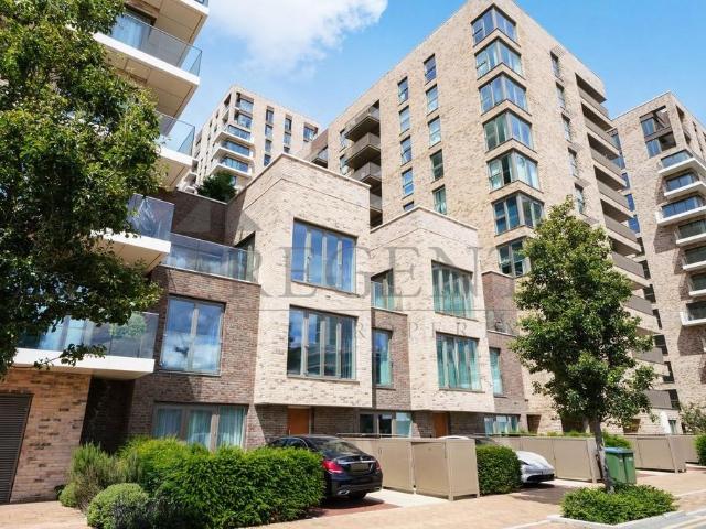 4 bedroom townhouse to rent