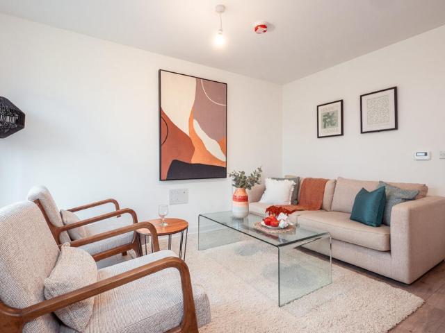 4 bedroom townhouse to rent