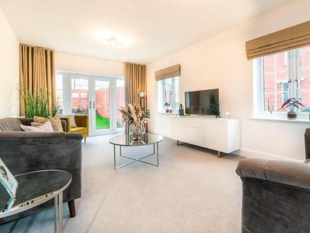 4 bedroom townhouse to rent