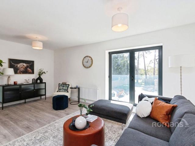 4 bedroom townhouse to rent
