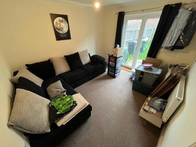 4 bedroom townhouse to rent