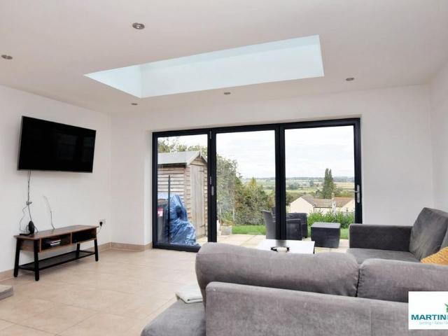 4 bedroom townhouse to rent