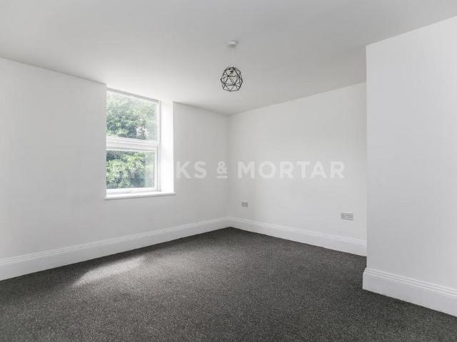 4 bedroom townhouse to rent