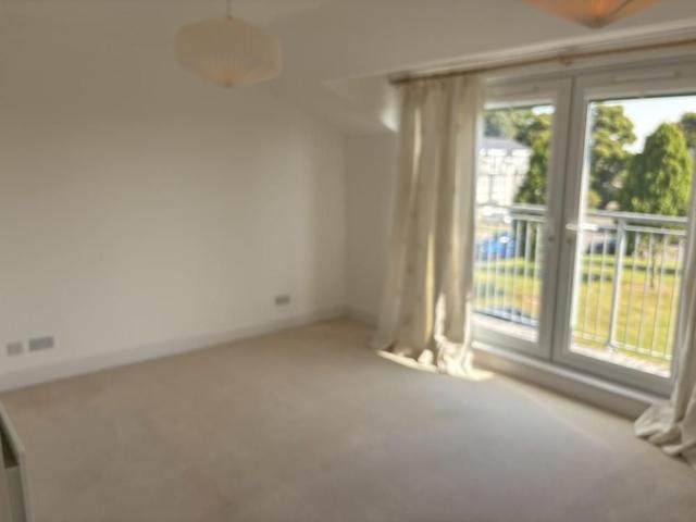4 bedroom townhouse to rent