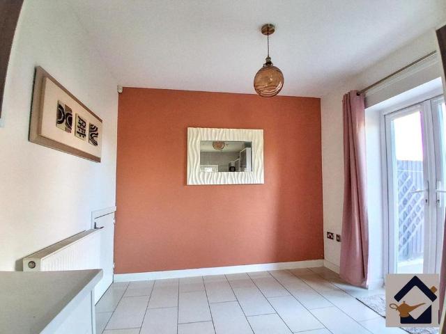 4 bedroom townhouse to rent