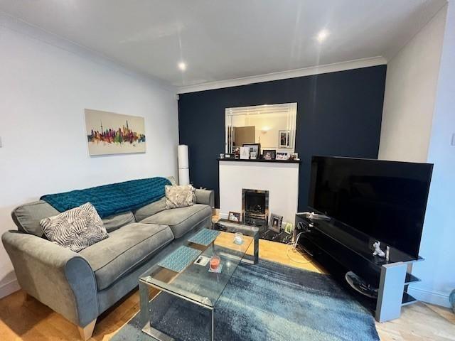 4 bedroom townhouse to rent