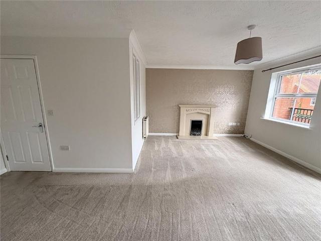 4 bedroom townhouse to rent