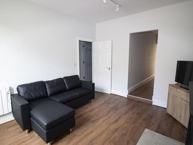 4 bedroom townhouse to rent