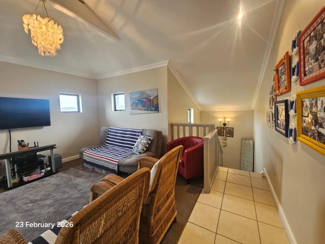 4 Bedroom Townhouse To Rent in Hartenbos Landgoed