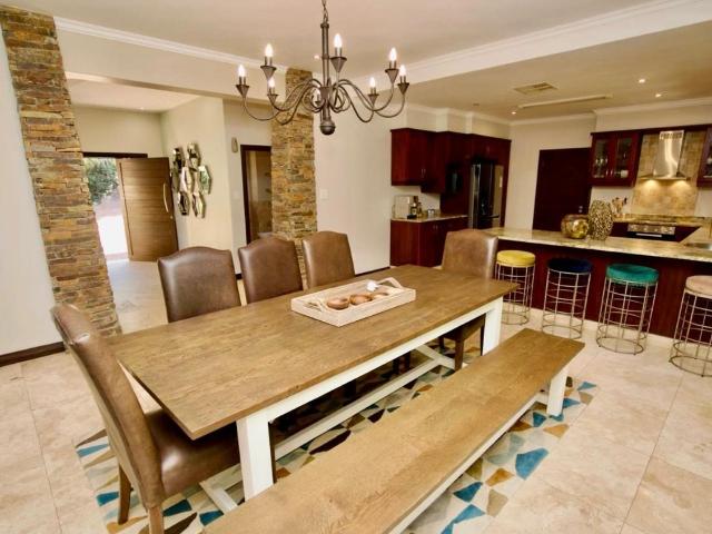 4 Bedroom Townhouse To Rent in Hilltop Private Estate