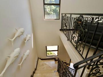 4 Bedroom Townhouse To Rent in Hilltop Private Estate