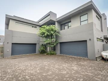 4 Bedroom Townhouse To Rent in Sandown