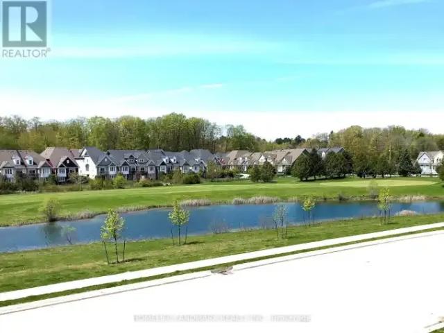 4 Bedroom Townhouse Wasaga Beach ON 105004877